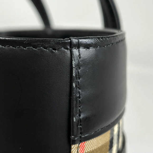 Burberry Logo Check Leather Handbag Black - Picture 4 of 6